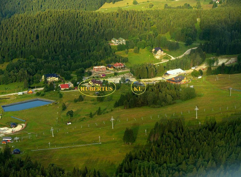 Hubertus Pokoje Goscinne Шенна Екстериор снимка
